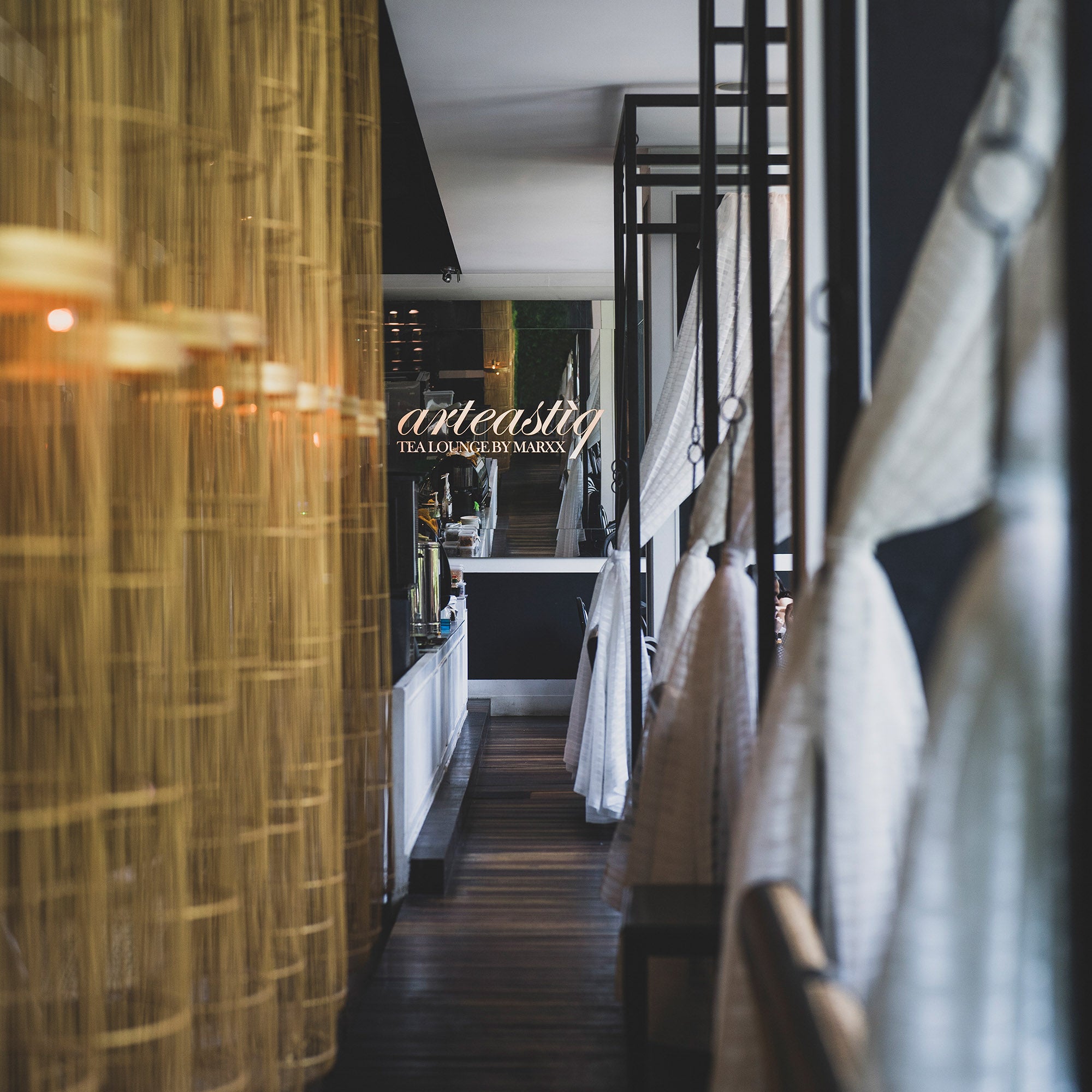 Arteastiq Mandarin Gallery — warm, inviting interior